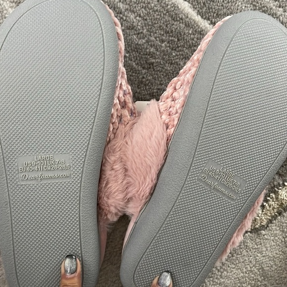 Dearfoam Slippers - Picture 4 of 6